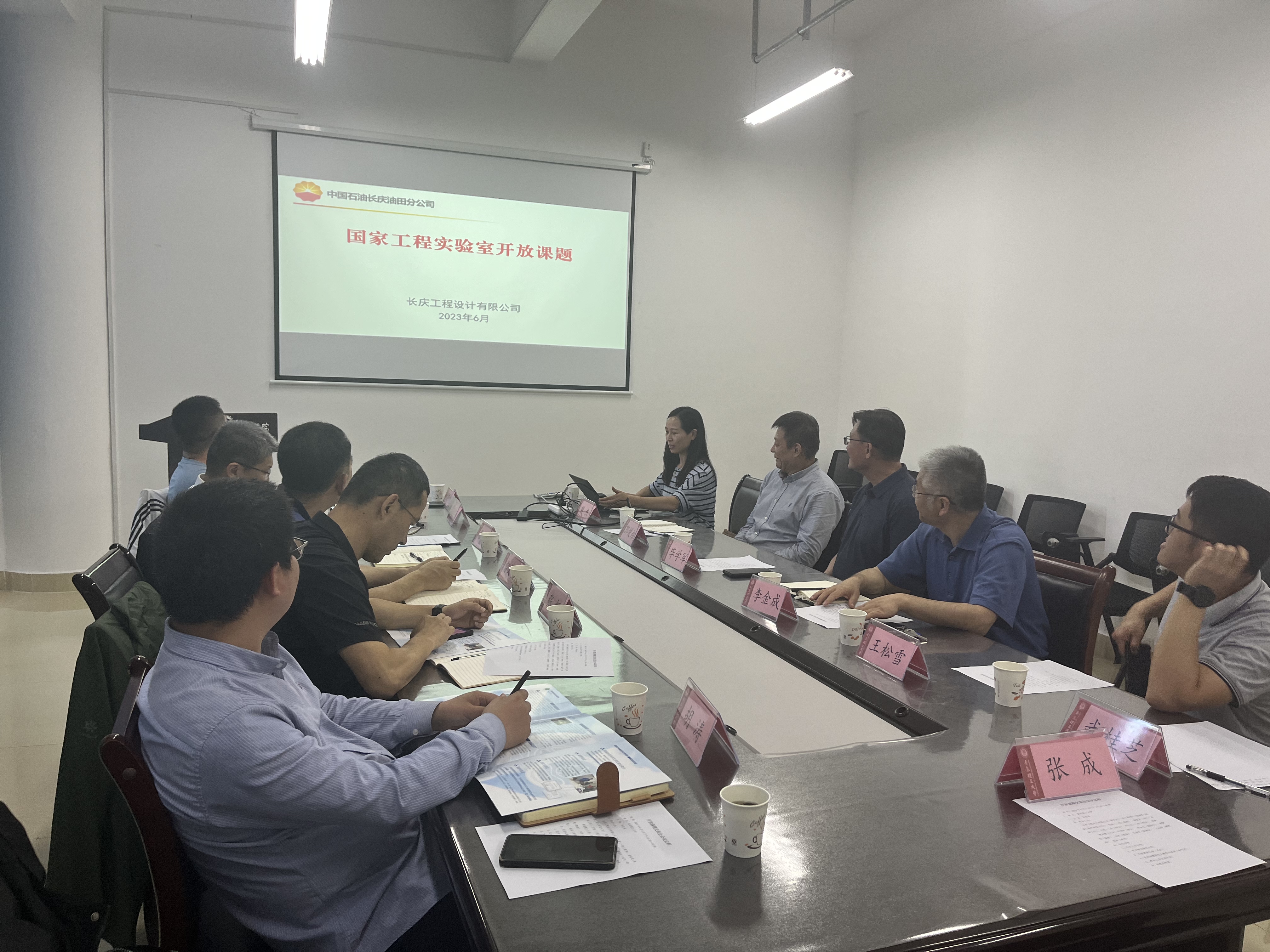 70b4688fe35ee67616f466805322ca1